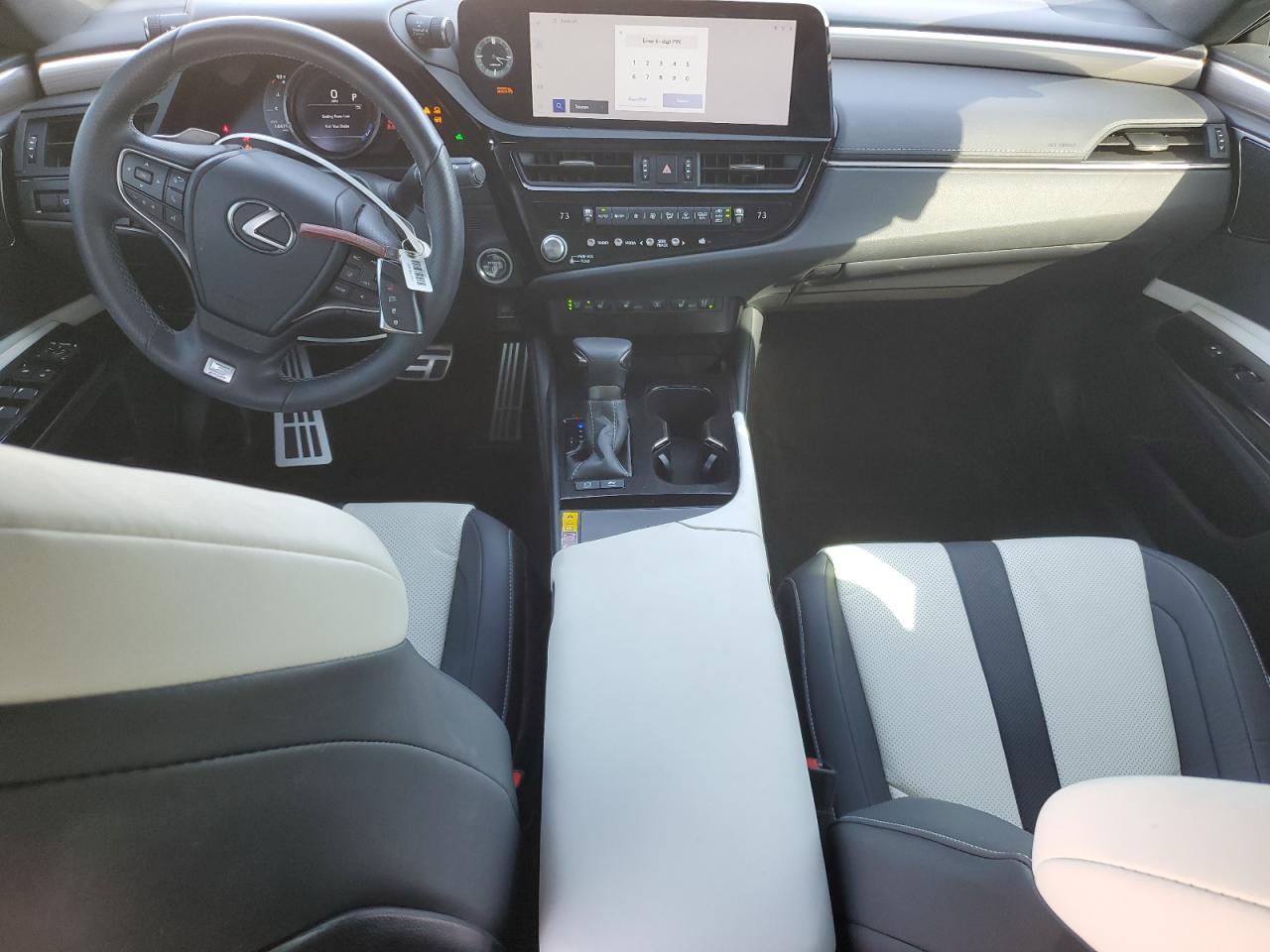 LEXUS ES 300H F SPORT HANDLING