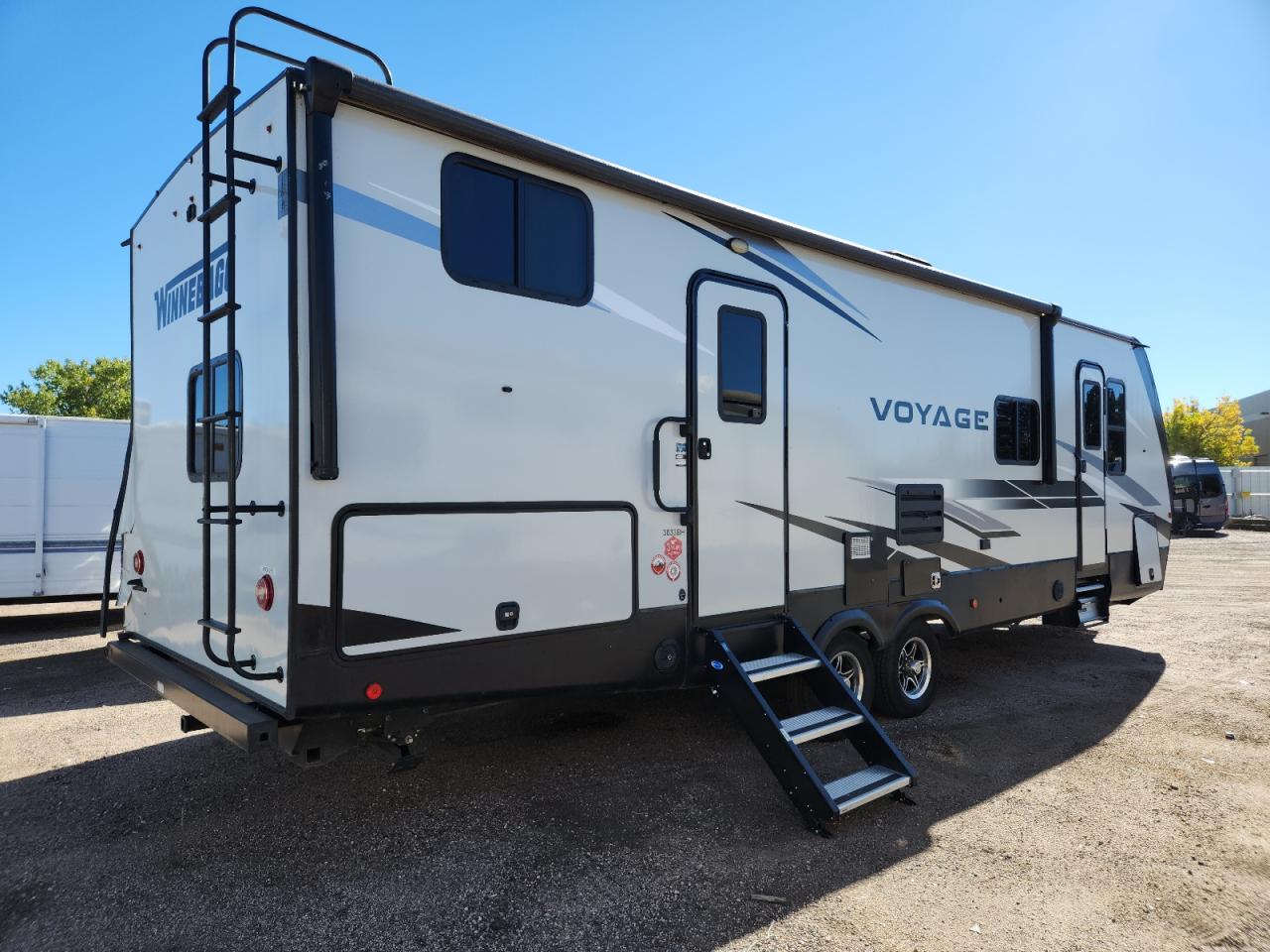 Lot #3280872396 2021 WINNEBAGO VOYAGE