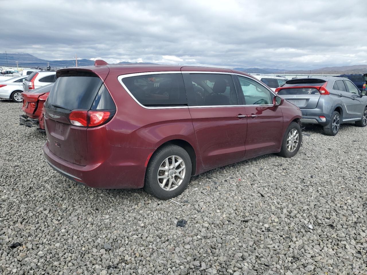 CHRYSLER PACIFICA TOURING