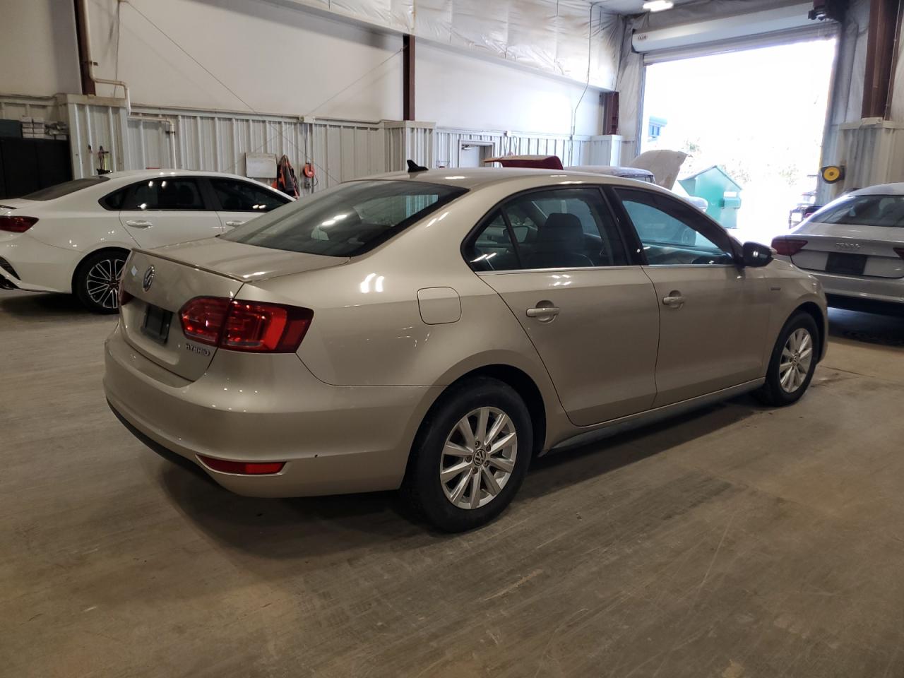 VOLKSWAGEN JETTA HYBRID