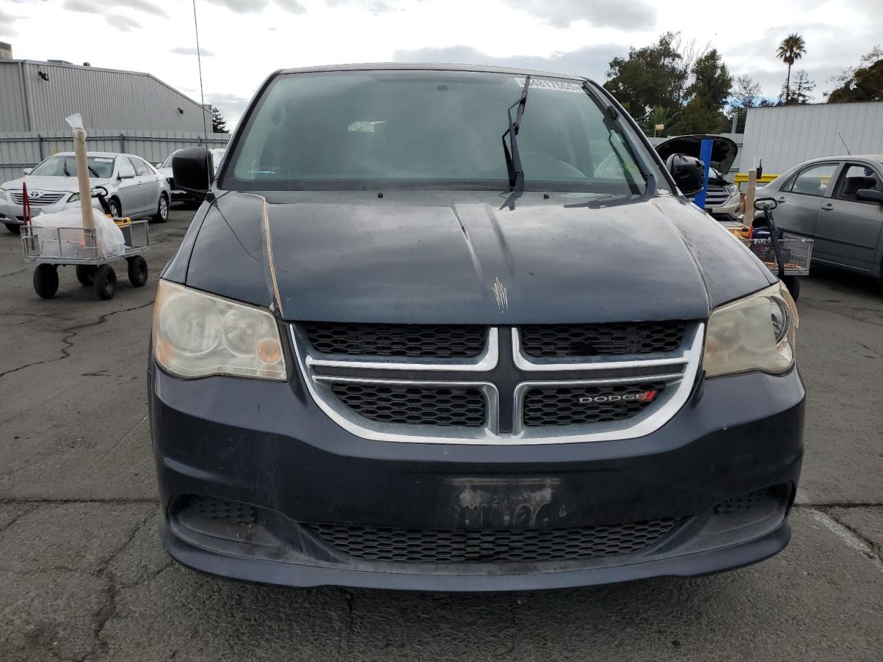 DODGE GRAND CARAVAN SE