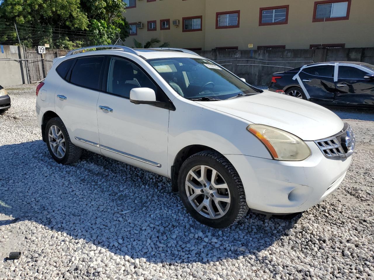 NISSAN ROGUE S