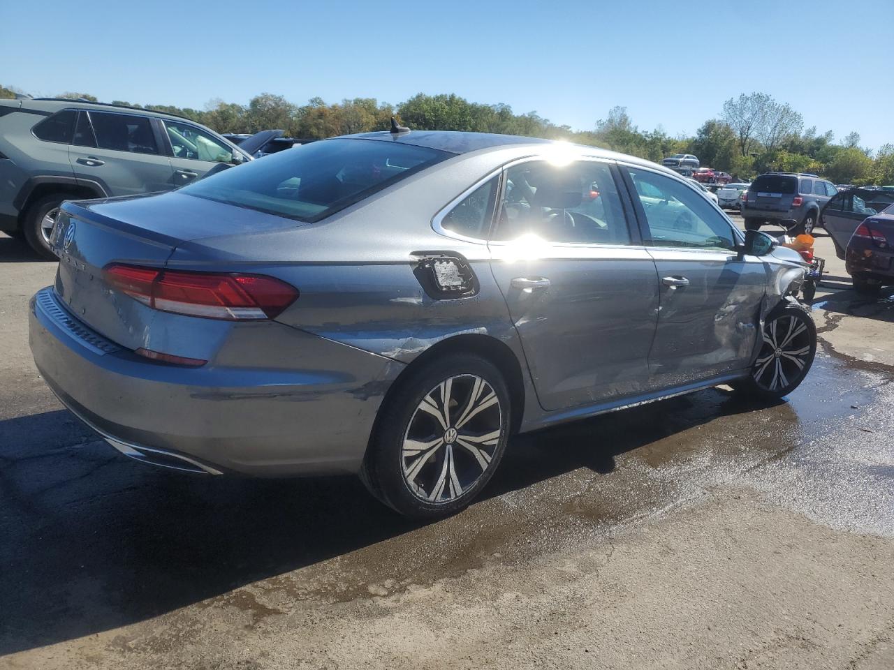 VOLKSWAGEN PASSAT SE