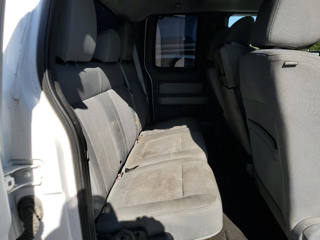 FORD F-150 SUPER CAB