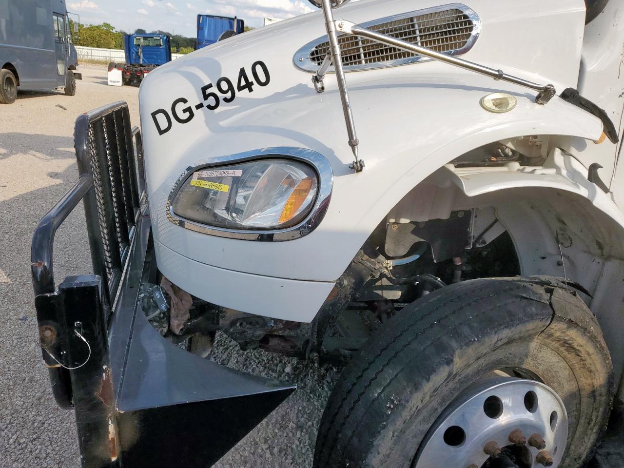 Lot #3296332441 2018 FREIGHTLINER M2 106 MED