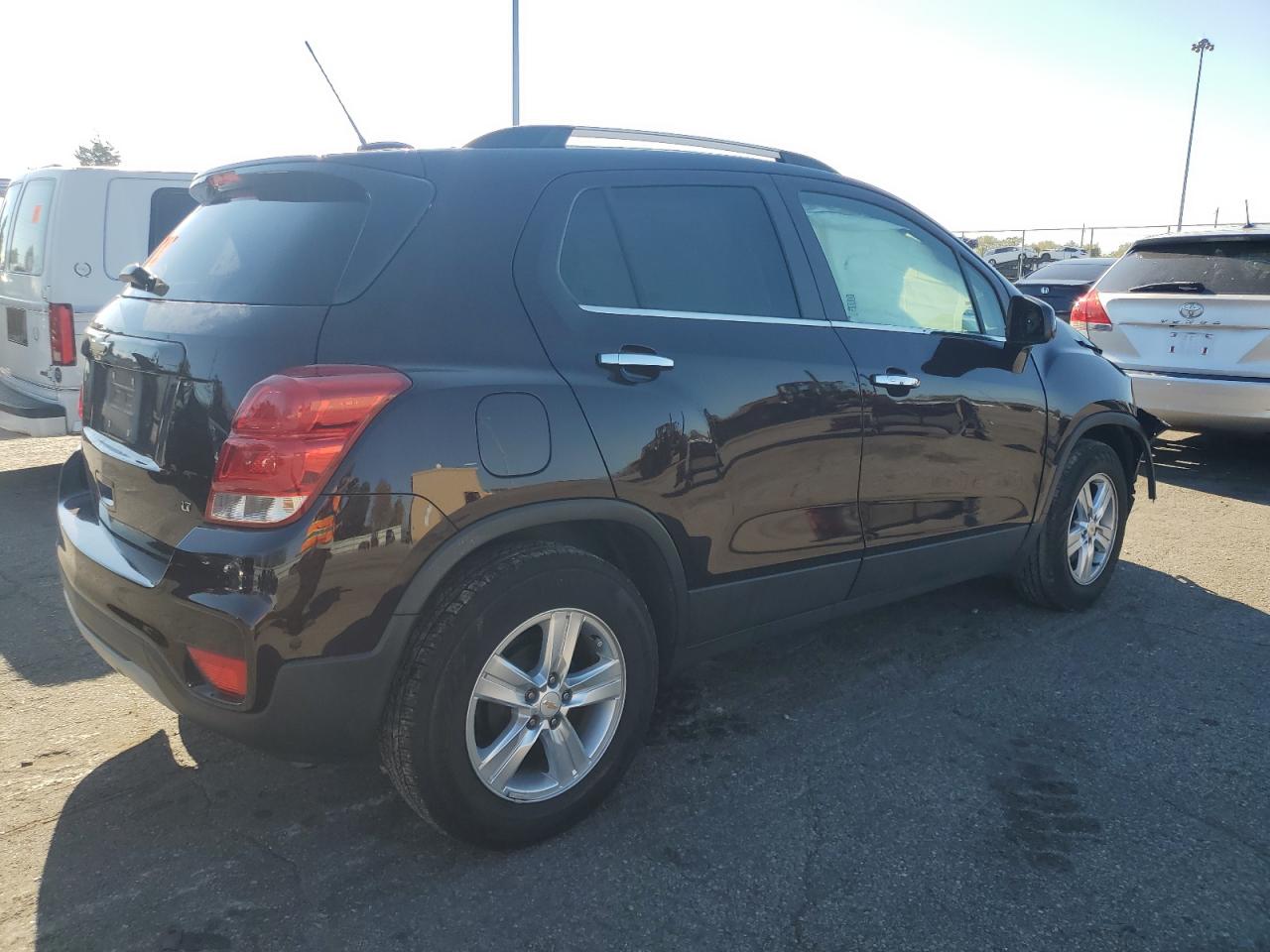 Lot #3302736029 2020 CHEVROLET TRAX 1LT