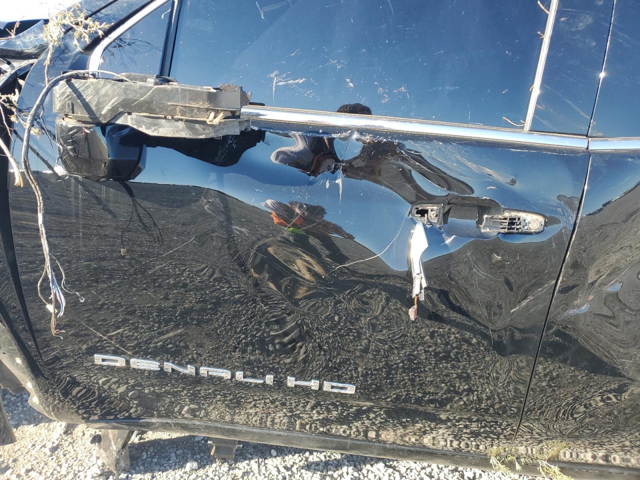 GMC SIERRA 2500HD K2500 DENALI