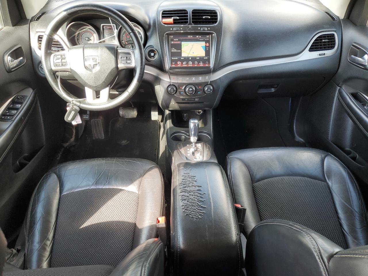 DODGE JOURNEY CROSSROAD