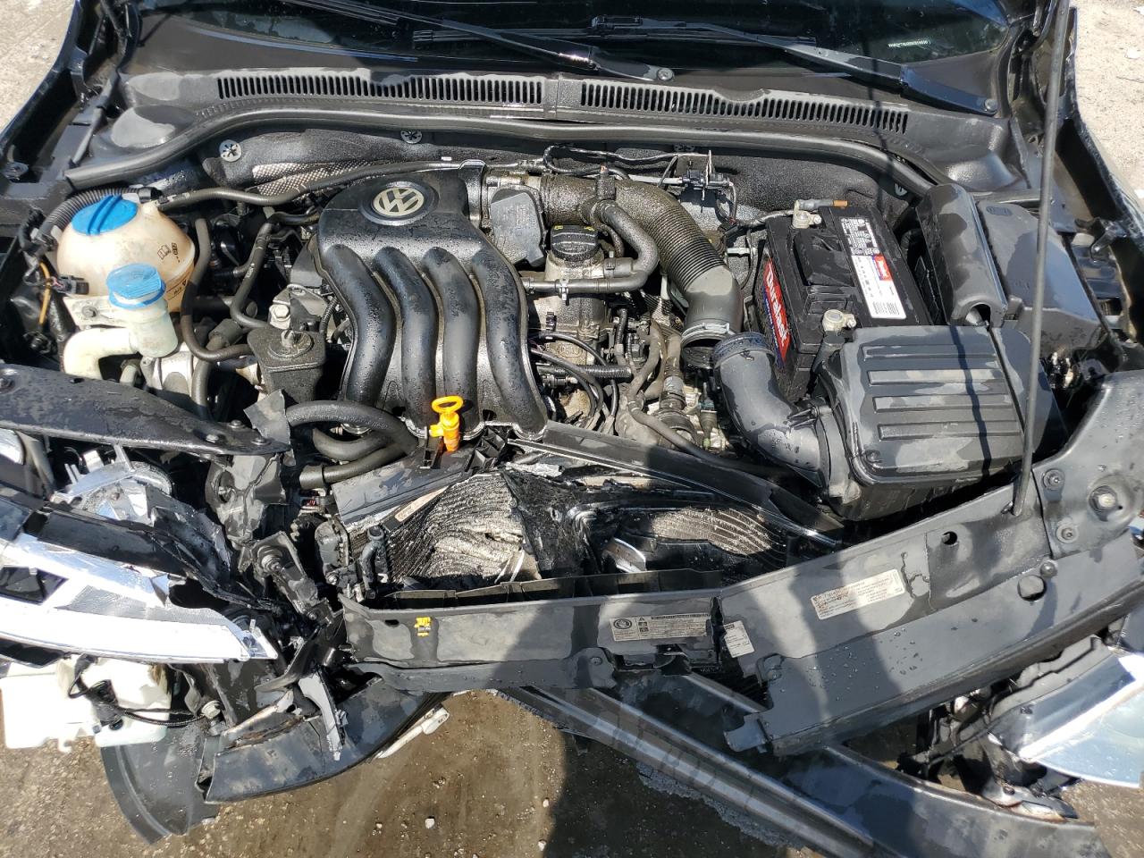 VOLKSWAGEN JETTA BASE