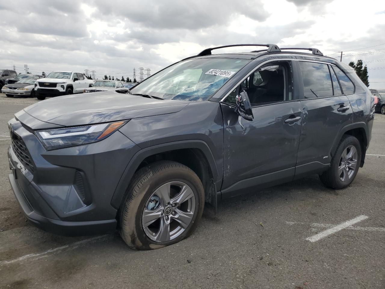 TOYOTA RAV4 LE