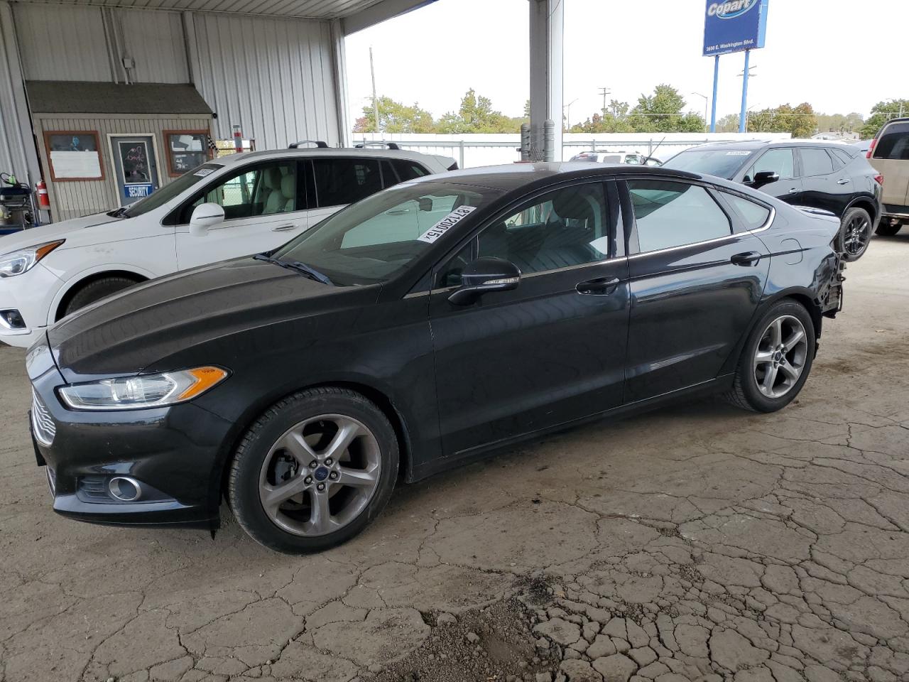 FORD FUSION SE
