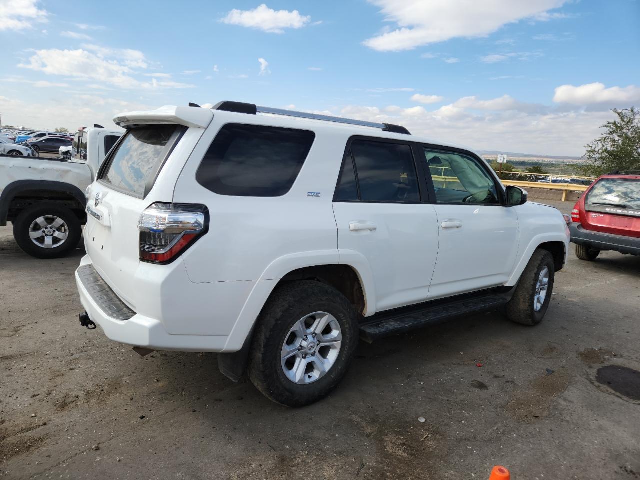 TOYOTA 4RUNNER SR5/SR5 PREMIUM