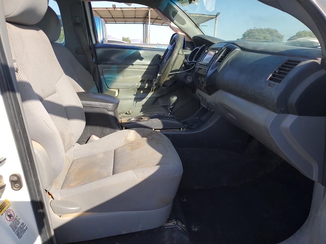 TOYOTA TACOMA ACCESS CAB