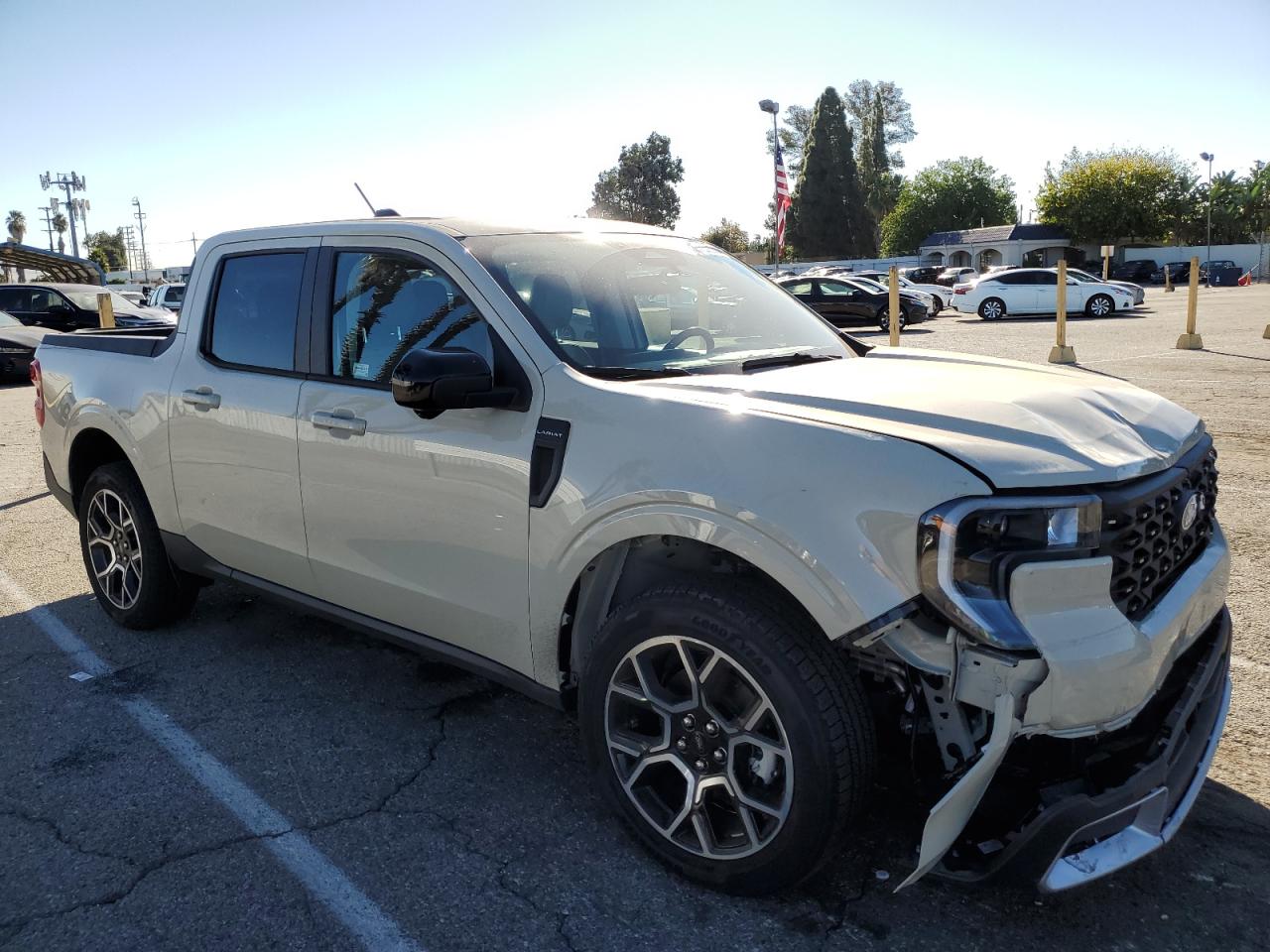 FORD MAVERICK LARIAT