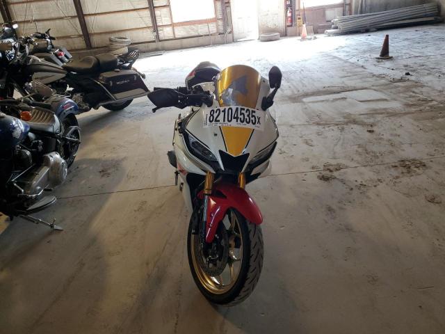 2022 YAMAHA YZFR3 A MH3RH18Y1NK009190