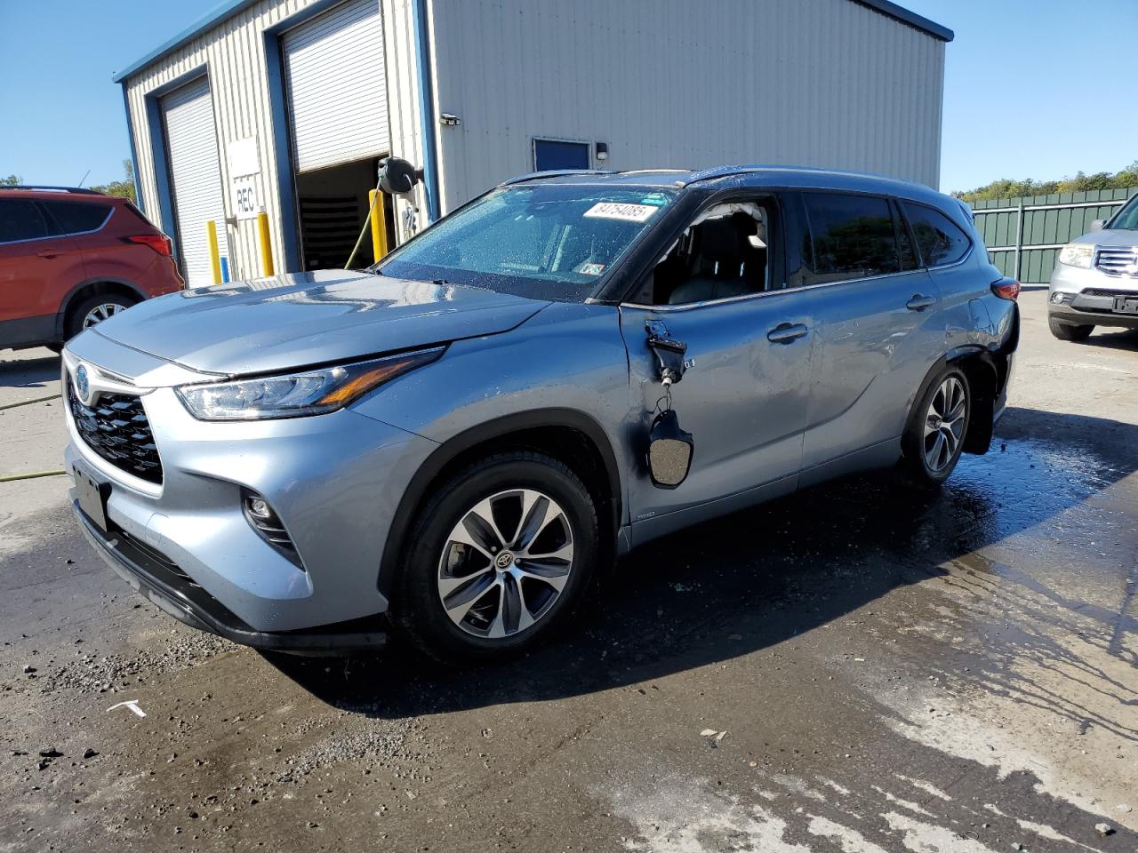 Lot #3315970085 2020 TOYOTA HIGHLANDER