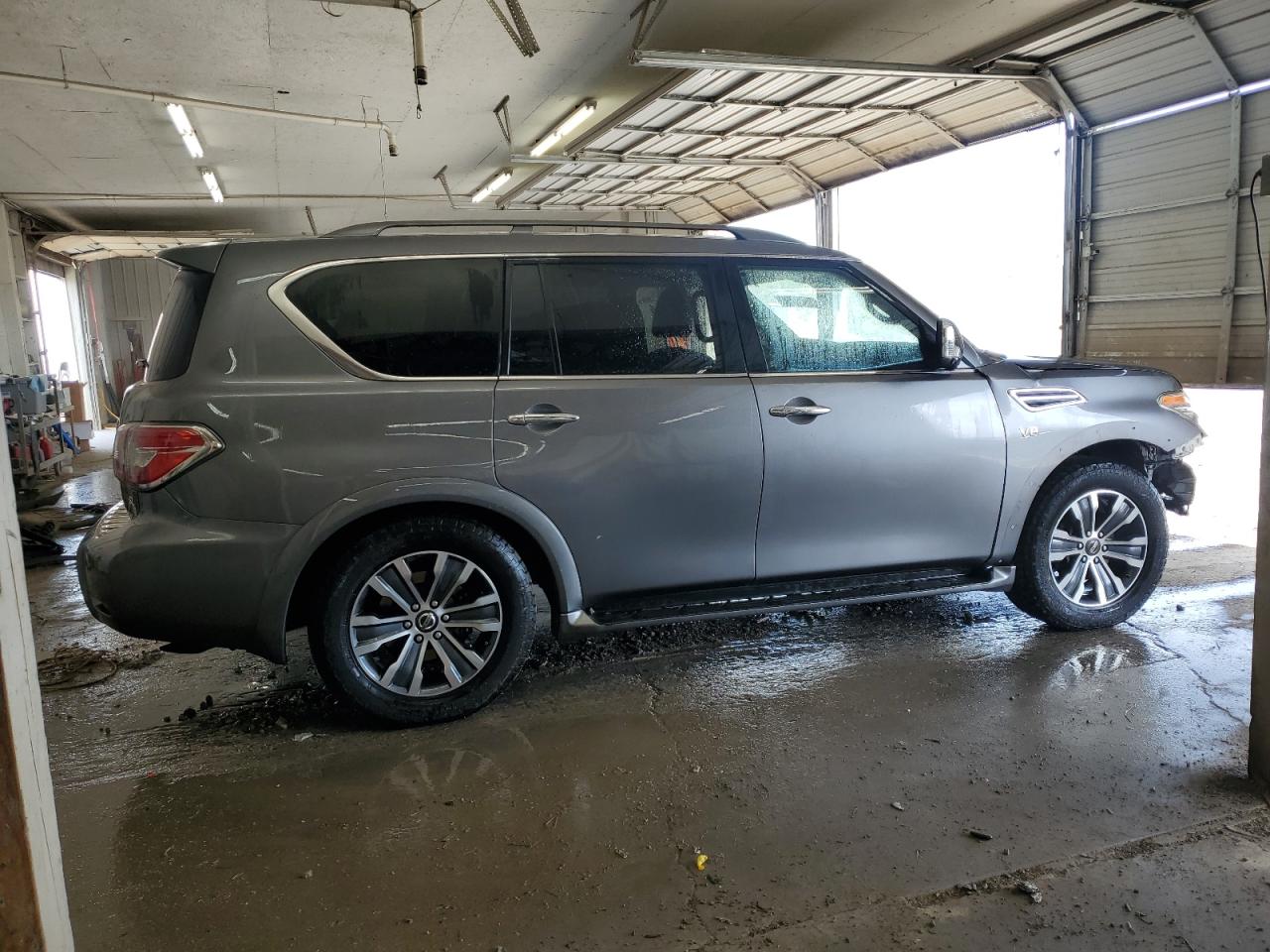 NISSAN ARMADA SV