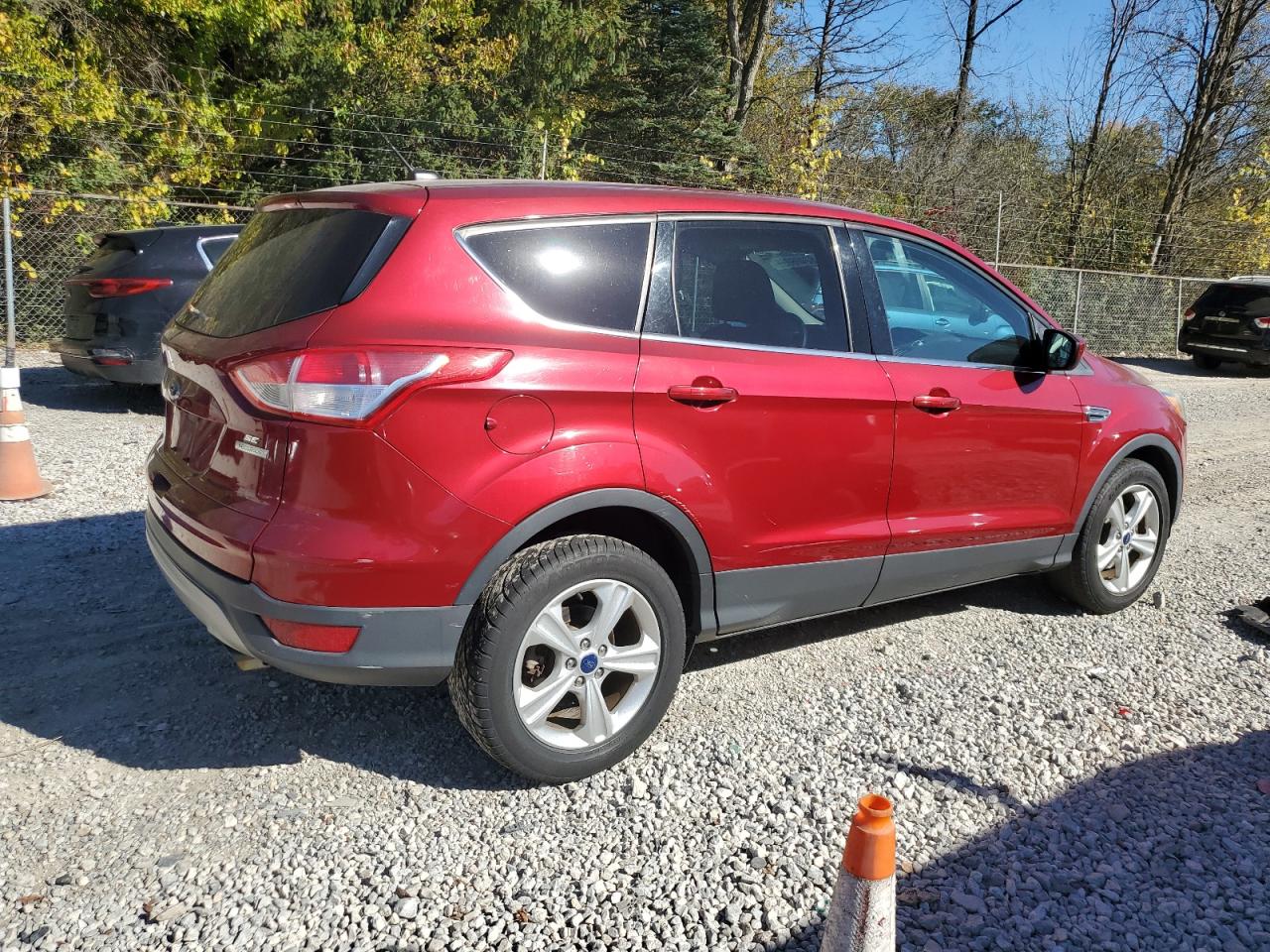 FORD ESCAPE SE