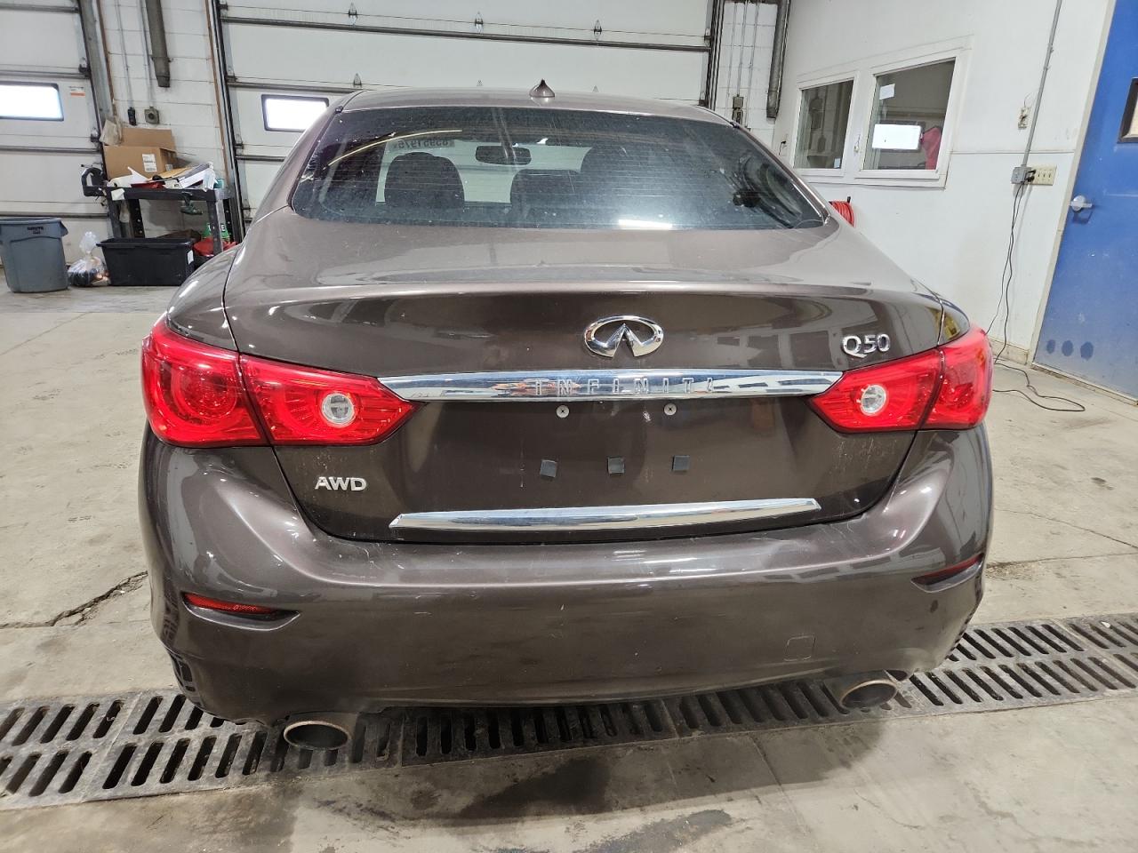 INFINITI Q50 PREMIUM