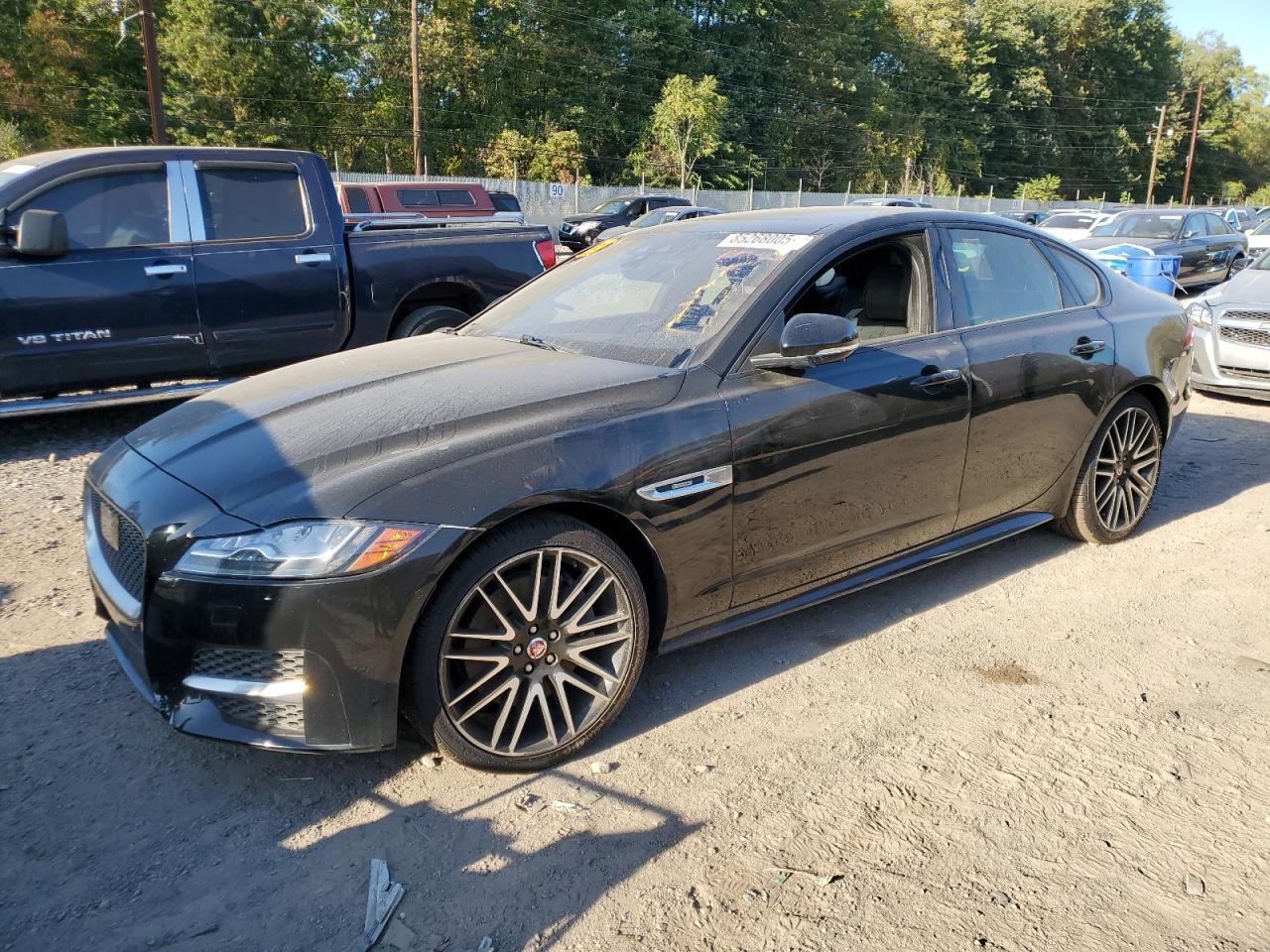 JAGUAR XF R - SPORT