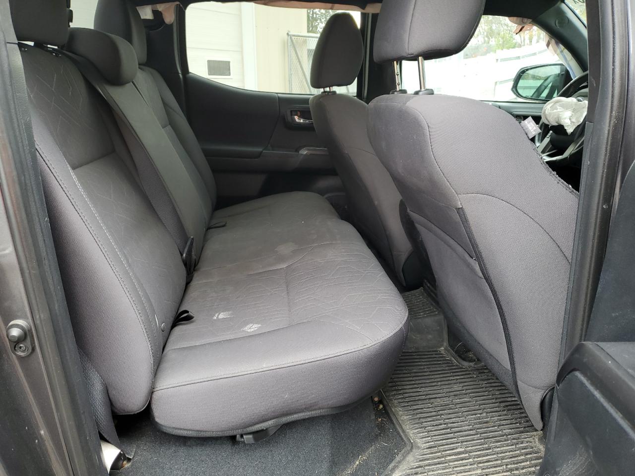 Lot #3308350039 2016 TOYOTA TACOMA DOU