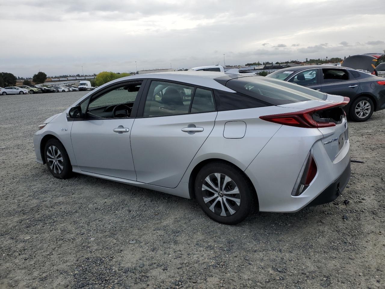 TOYOTA PRIUS PRIME LE