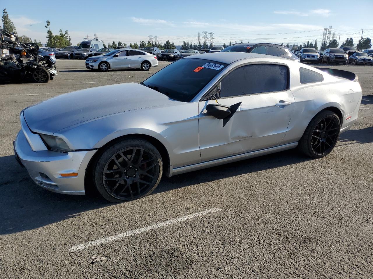 Lot #3302700020 2013 FORD MUSTANG