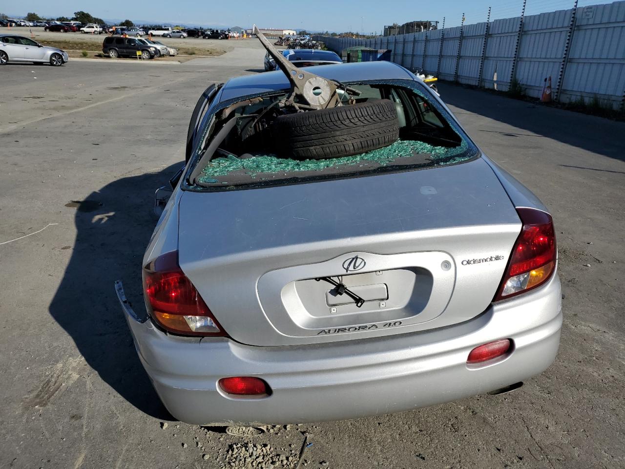 Lot #3280531128 2002 OLDSMOBILE AURORA 4.0