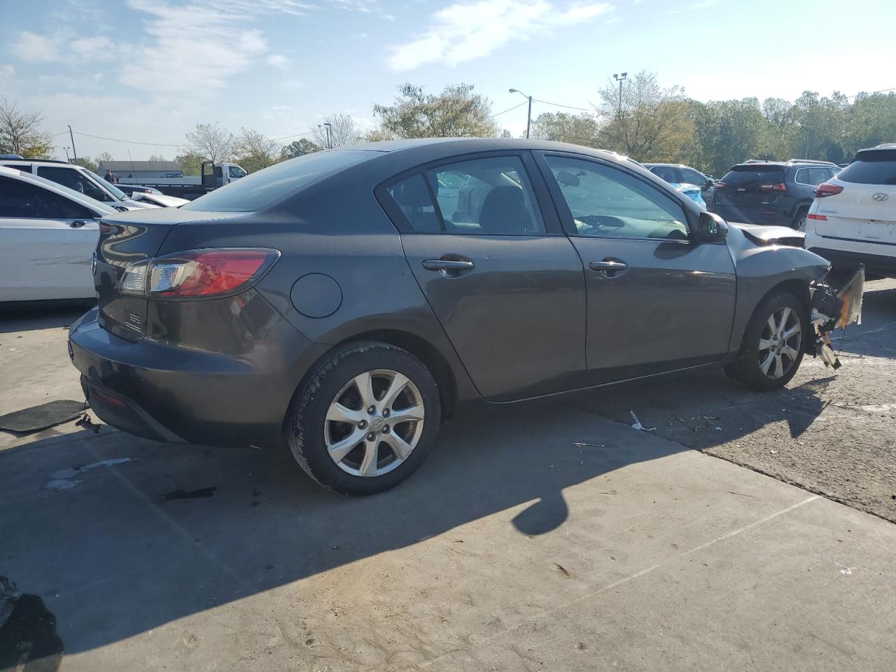 MAZDA 3 I