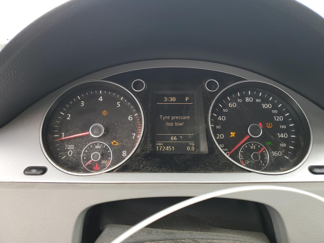 VOLKSWAGEN PASSAT KOMFORT