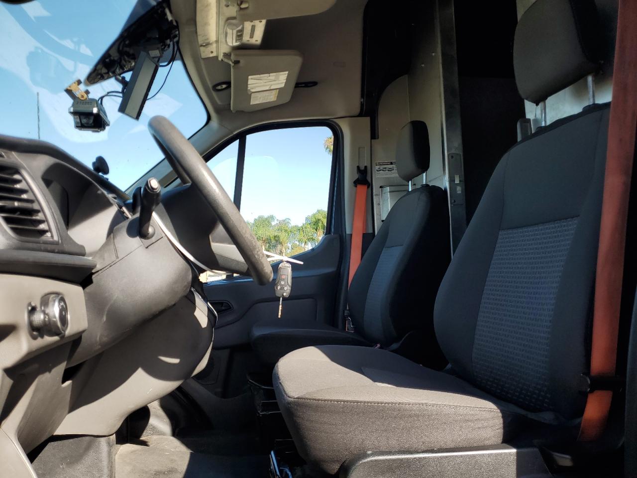 Lot #3304023611 2020 FORD TRANSIT T-