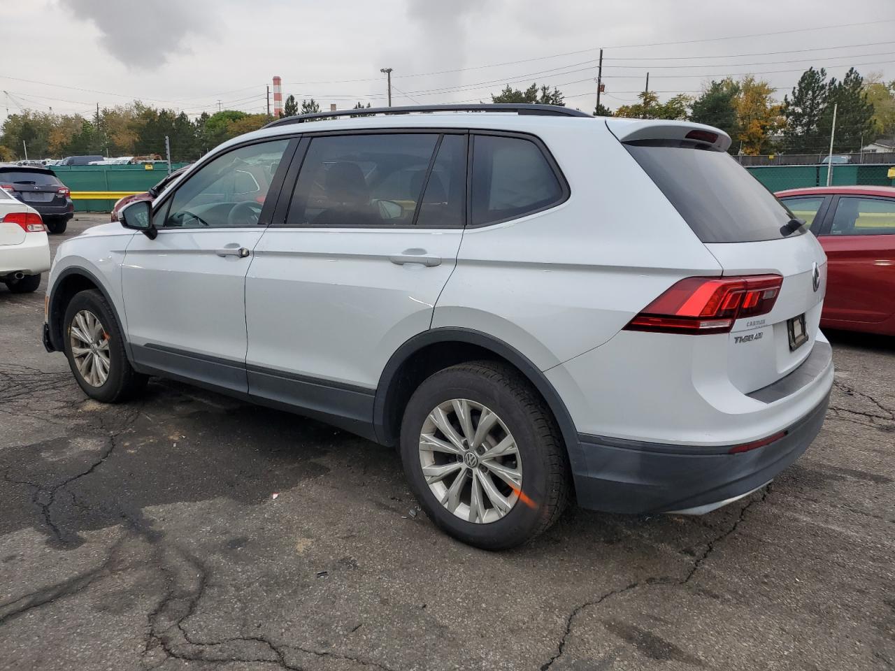 VOLKSWAGEN TIGUAN S