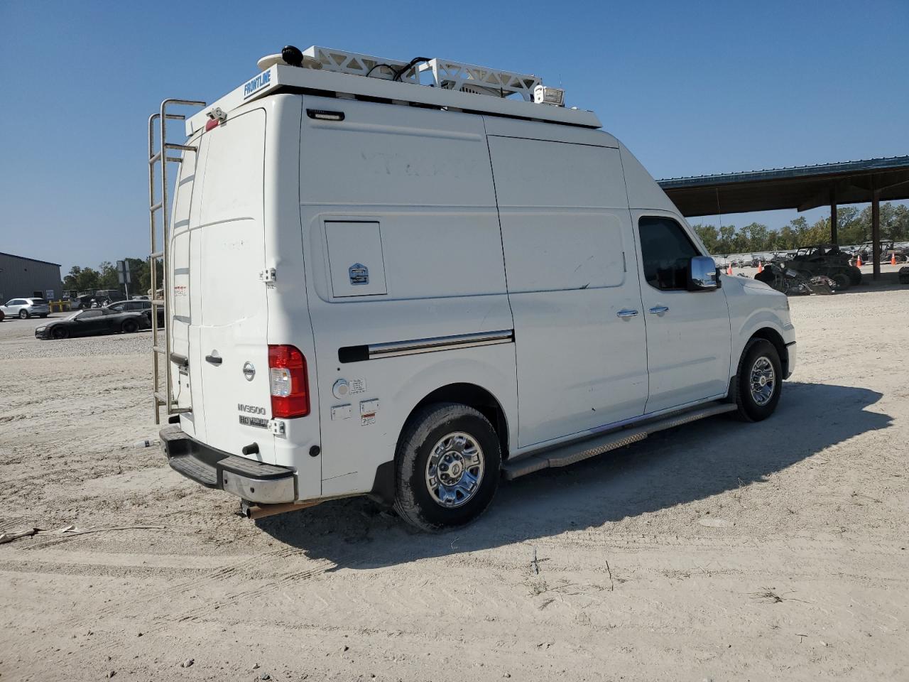 NISSAN NV2500 2500 S