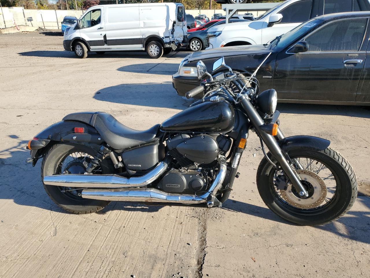 Lot #3302886919 2019 HONDA VT750 C2B