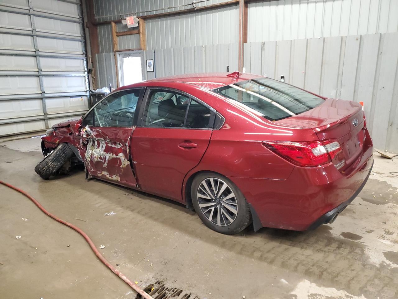 SUBARU LEGACY 2.5I PREMIUM