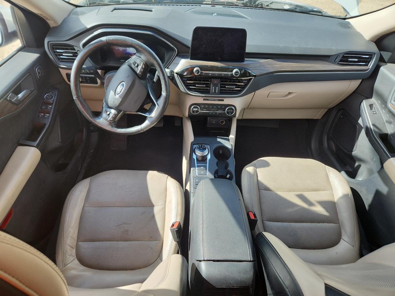 FORD ESCAPE TITANIUM