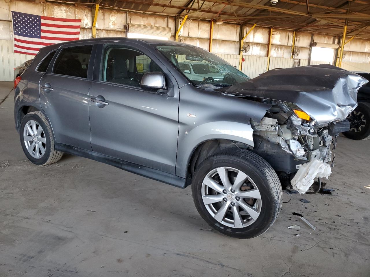 MITSUBISHI OUTLANDER ES