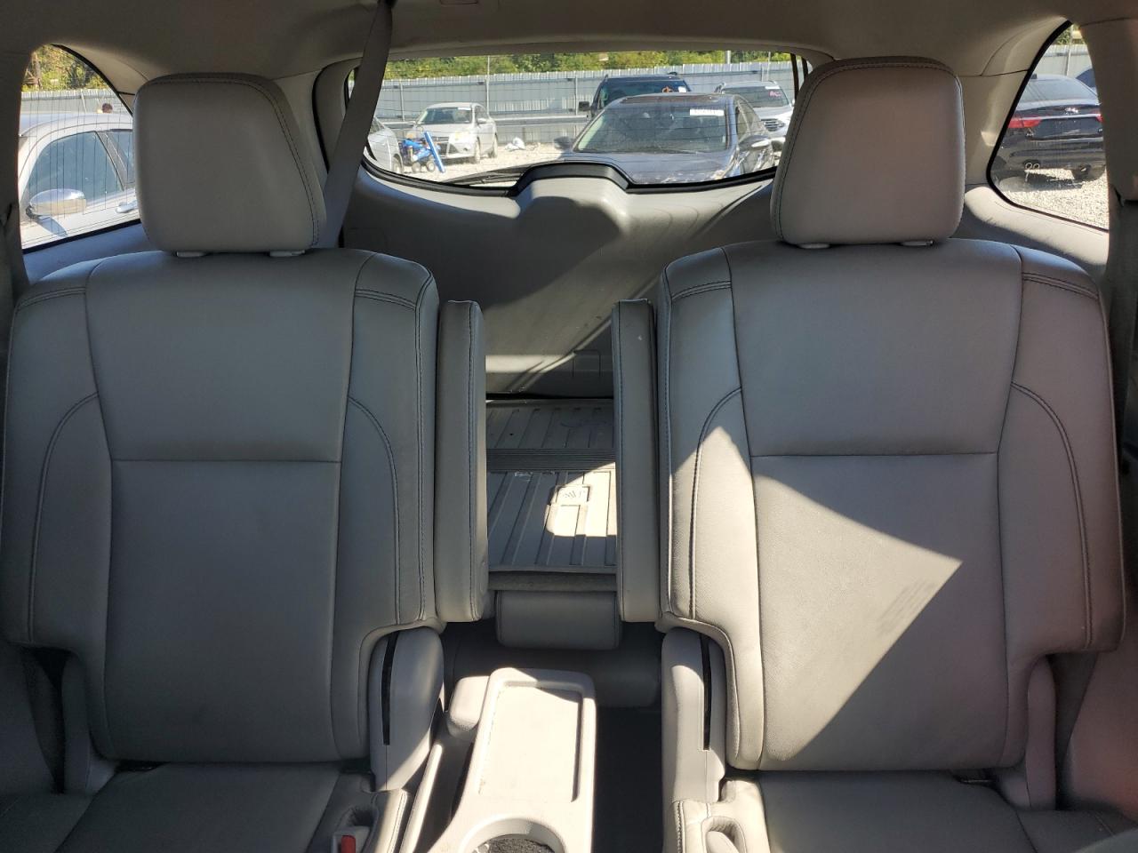 TOYOTA HIGHLANDER SE