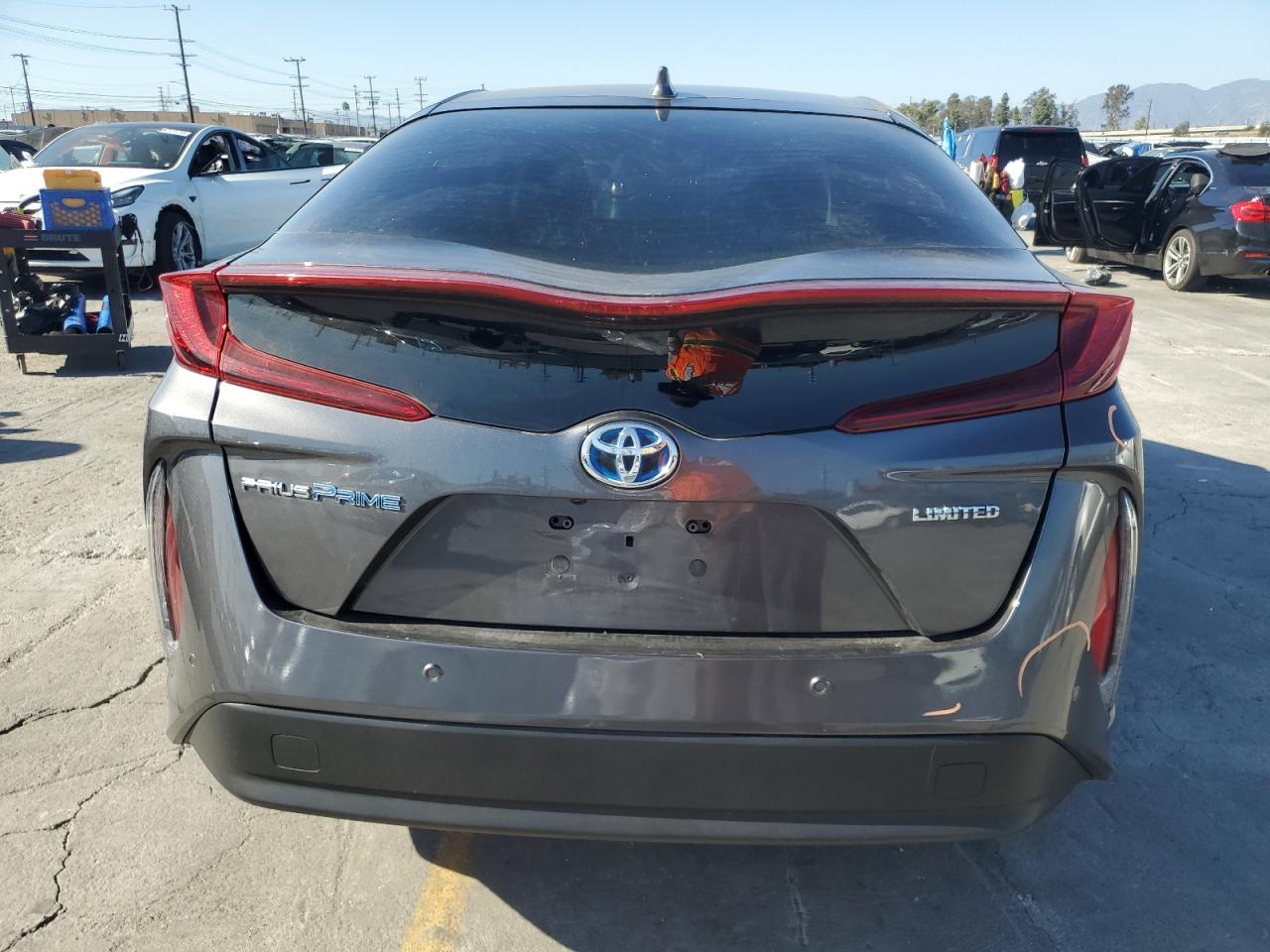 TOYOTA PRIUS PRIME LE