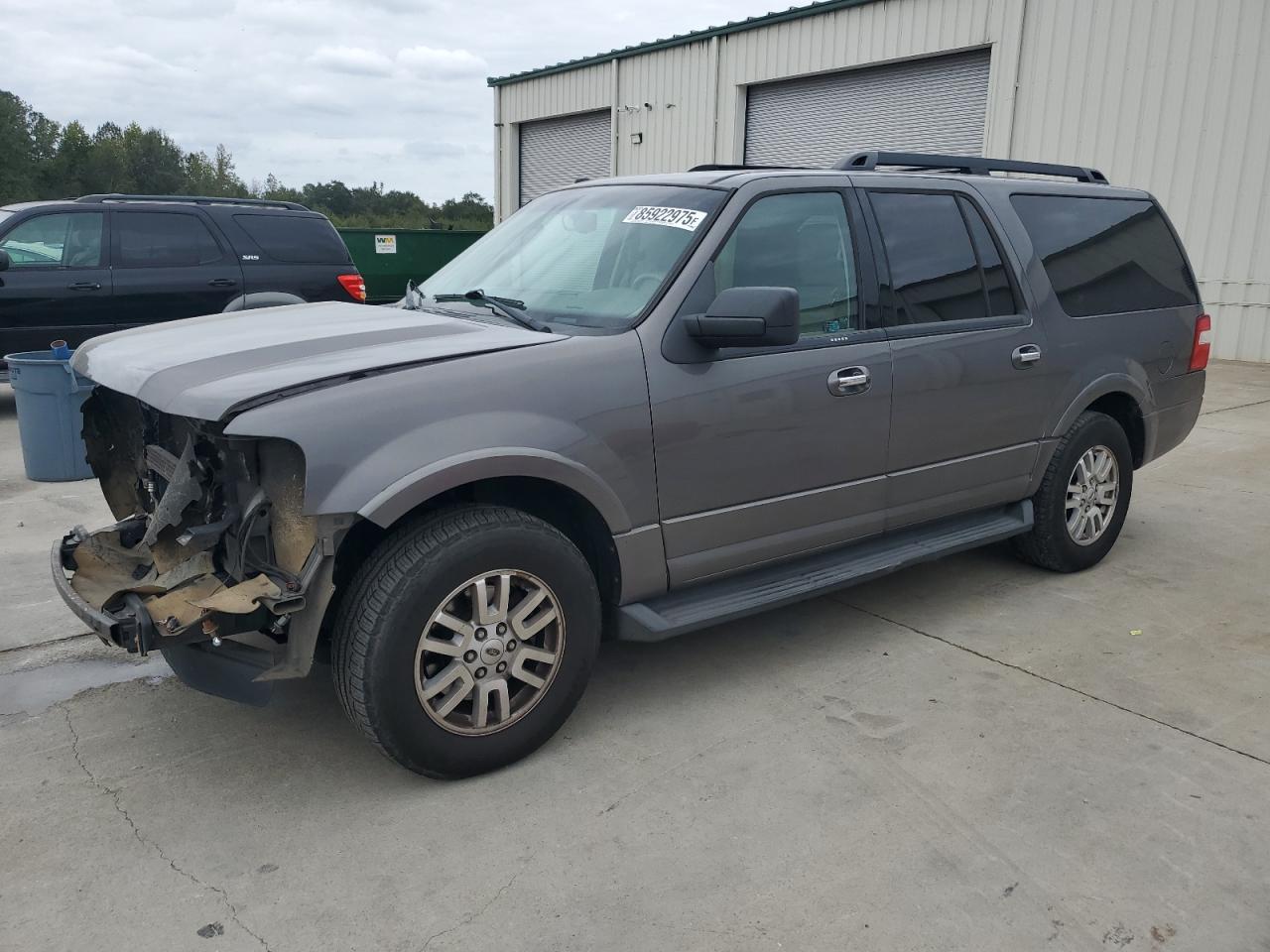 FORD EXPEDITION EL XLT