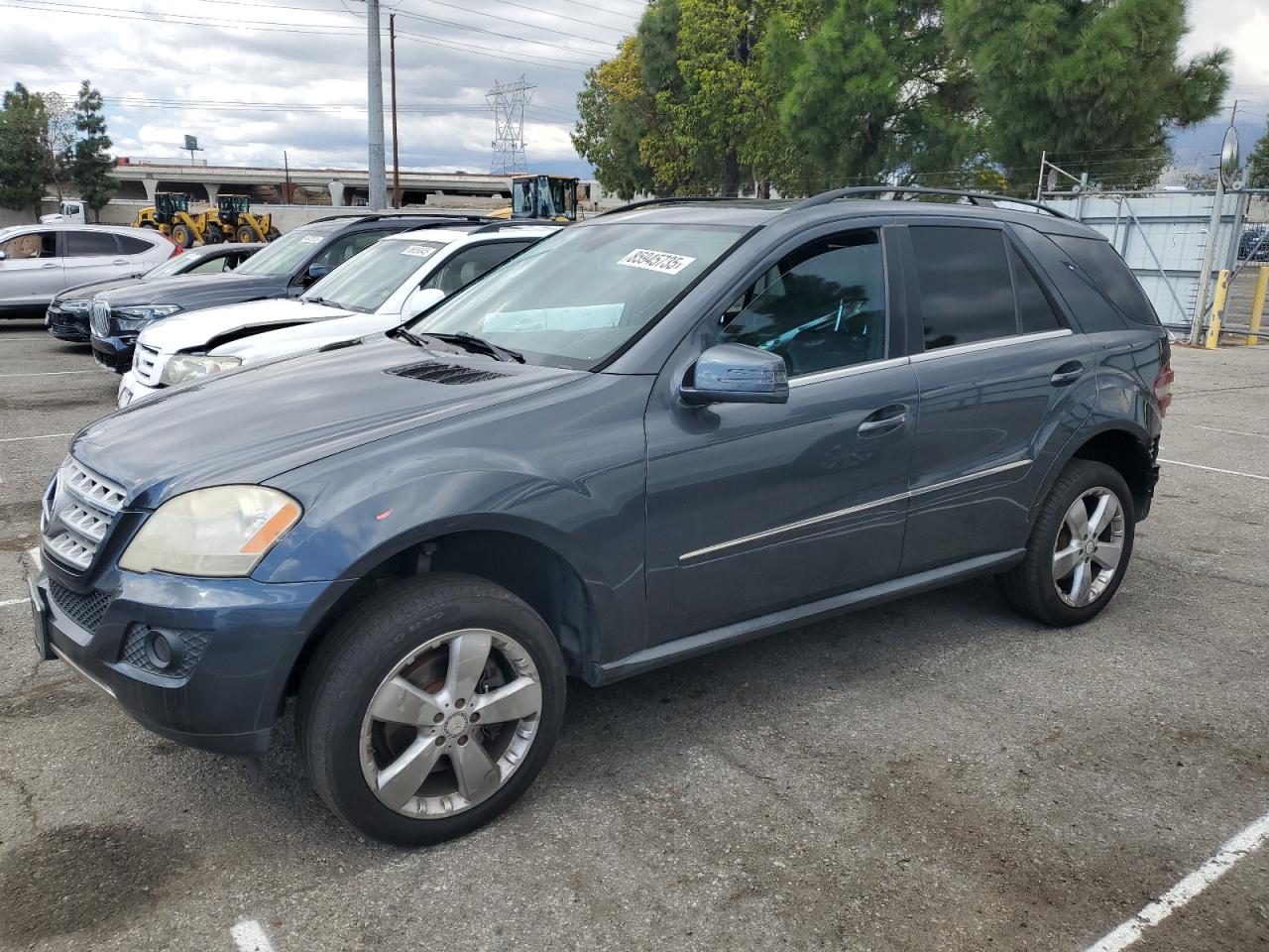 MERCEDES-BENZ M-CLASS 350