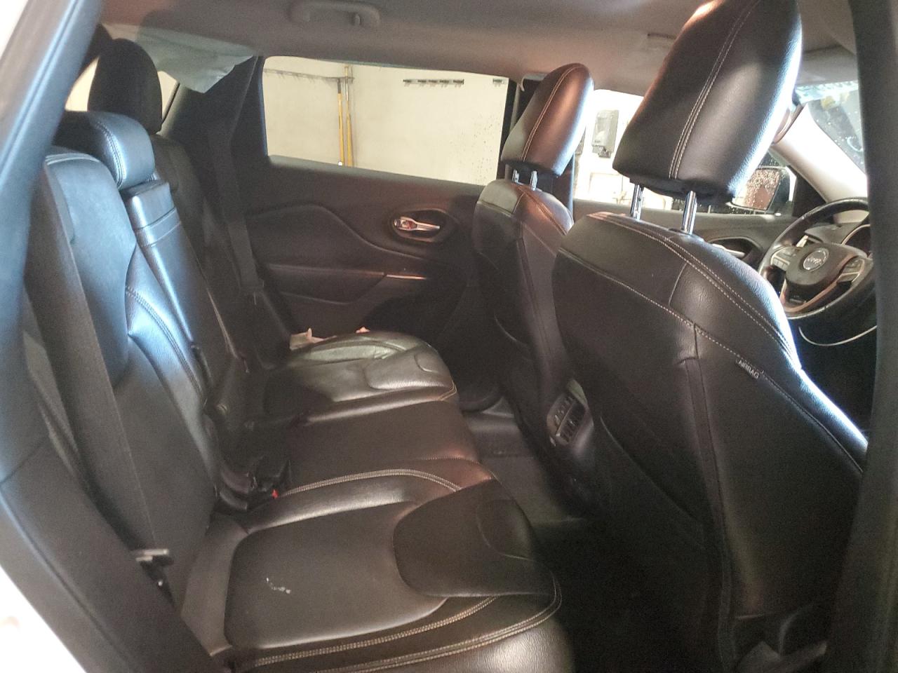 JEEP GRAND CHEROKEE LATITUDE