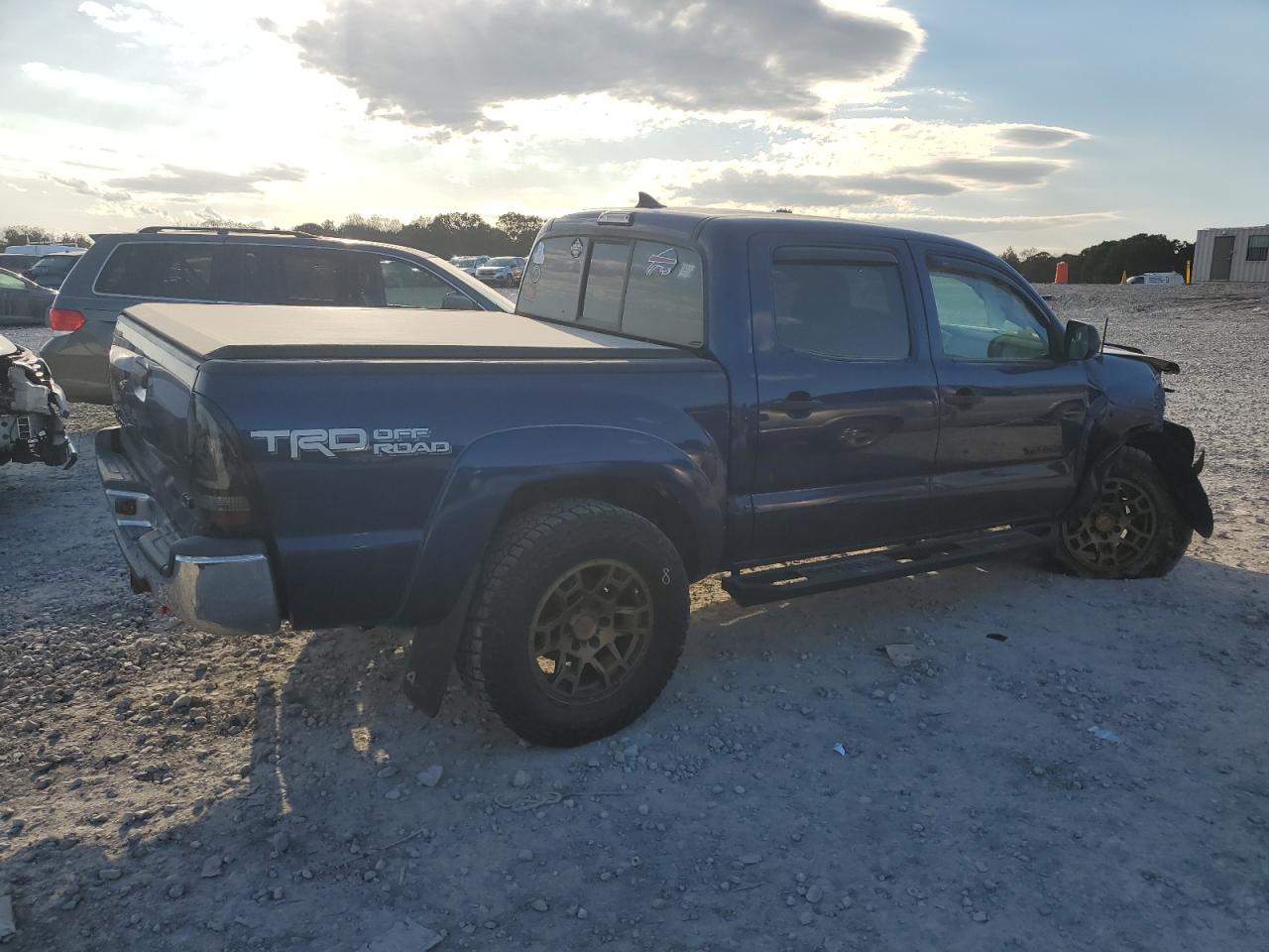TOYOTA TACOMA DOUBLE CAB