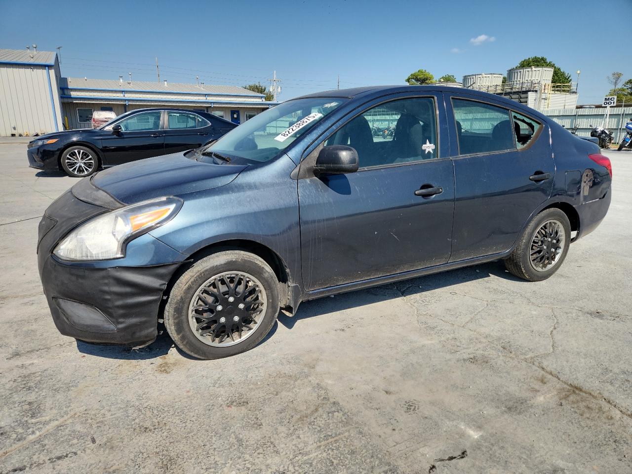 NISSAN VERSA S