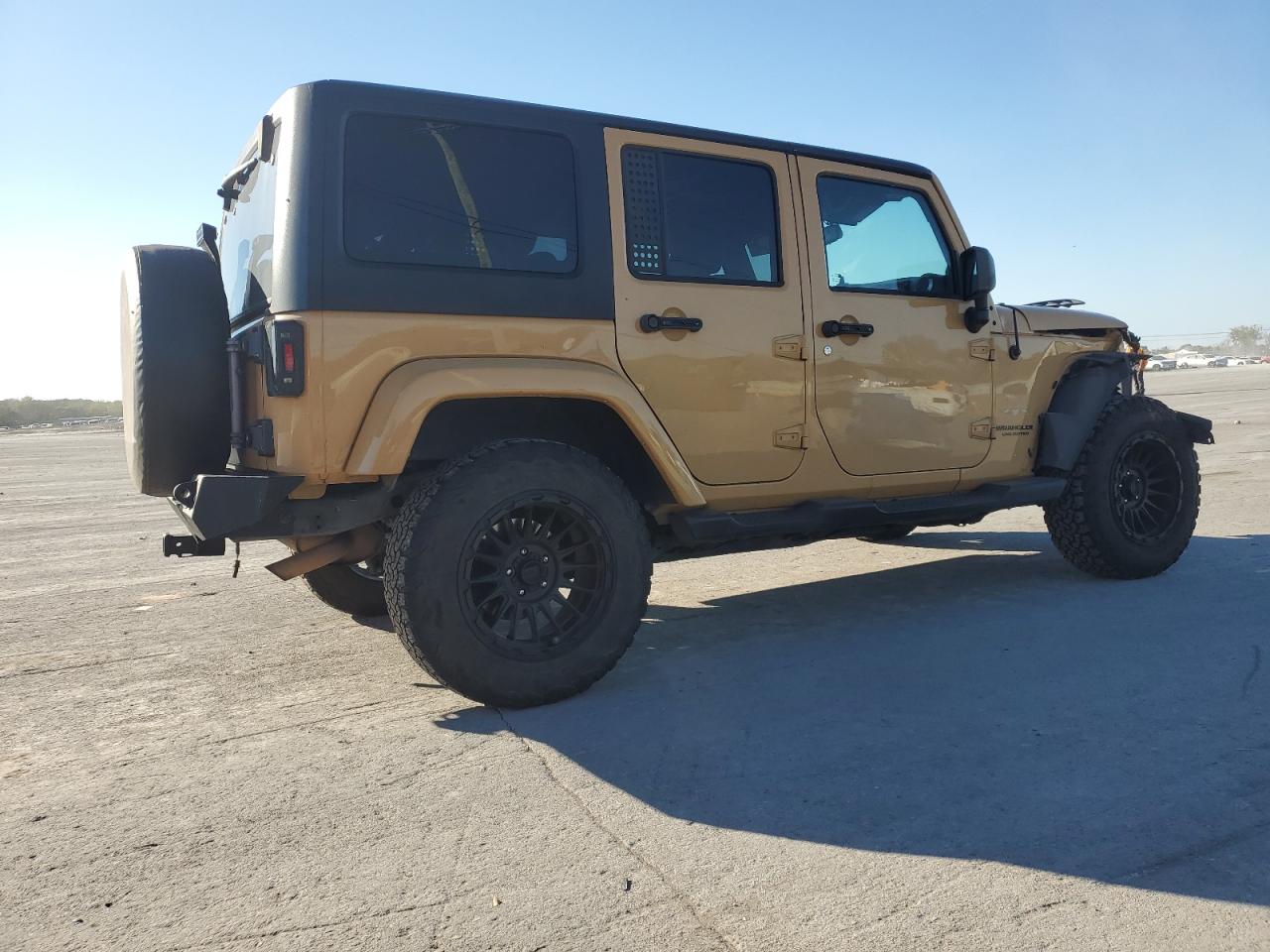 JEEP WRANGLER SAHARA