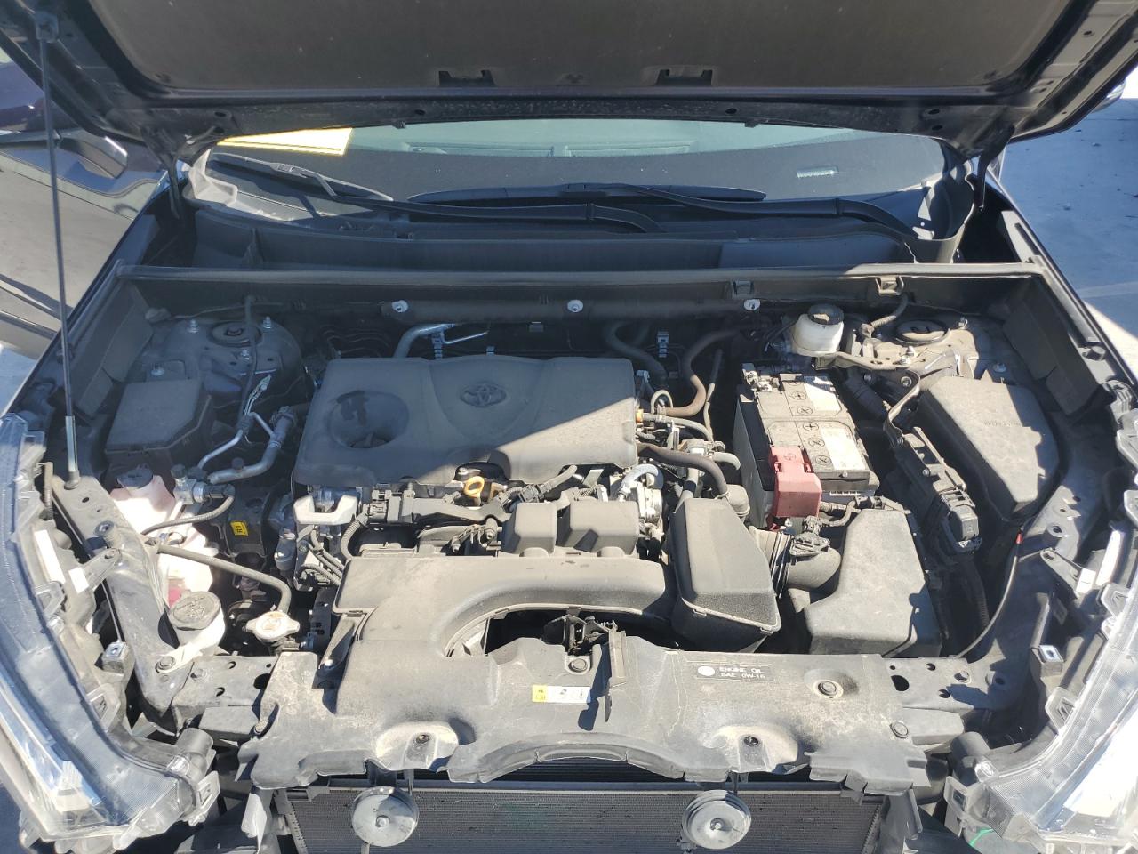 TOYOTA RAV4 XLE PREMIUM