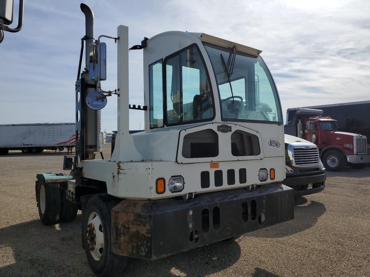 Lot #3291632243 2015 AUTOCAR LLC XSPOTTER