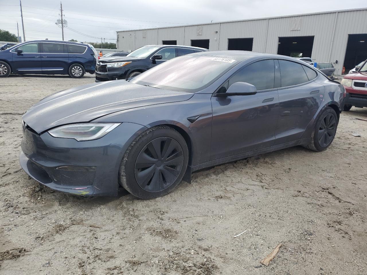 TESLA MODEL S