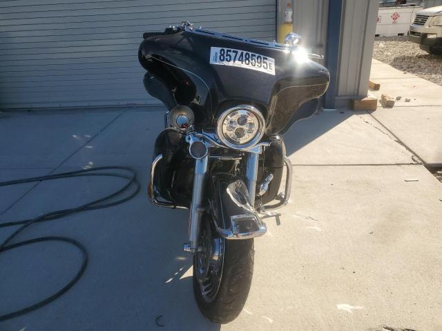 2011 HARLEY-DAVIDSON FLHTK - 1HD1KEM16BB661794