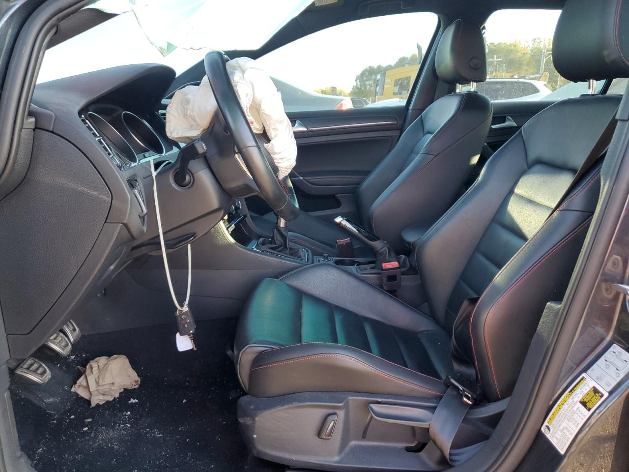 VOLKSWAGEN GOLF GTI S